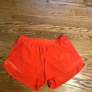 Good condition lulu shorts